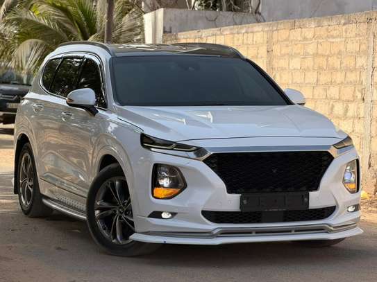 Hyundai Santa Fe 2018 image 2