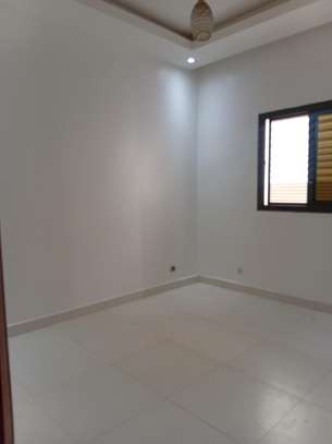 Bel appartement  à louer à yoff image 5