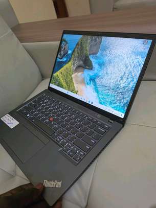 LENOVO THINKPAD T14 image 4