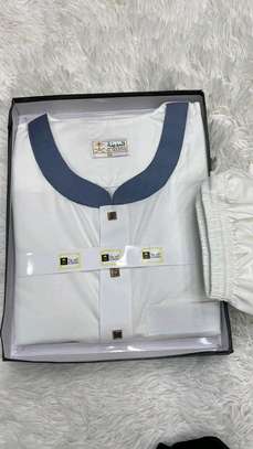 Qamis premium Al Madinha courtes manches avec pantalon image 2