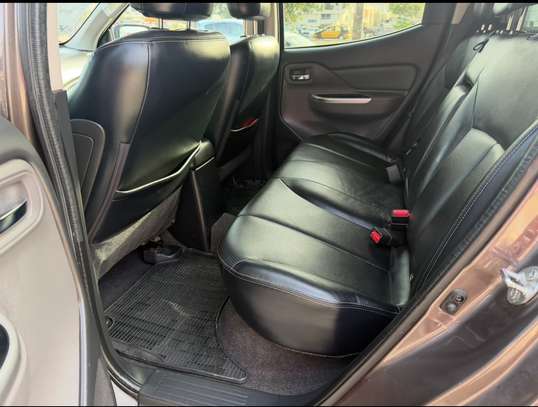 MITSUBISHI L200 - 2017 image 9