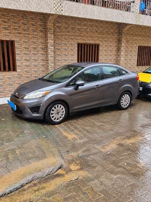 FORD FIESTA 2012 image 4