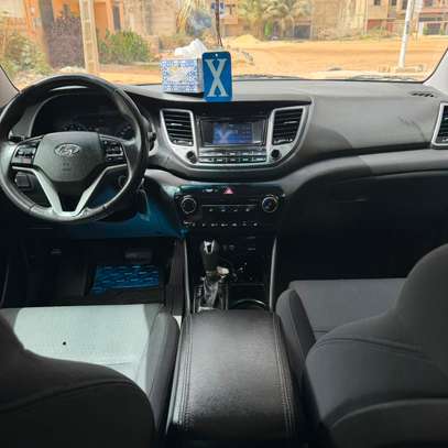 HYUNDAI TUCSON 2017 image 4