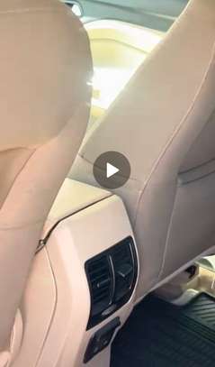 Au volant de cette Escape 2014 Confo! image 6