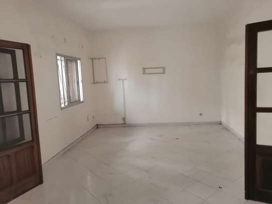 Appartement F4 au RDC avec garage au Scat Urbam image 5