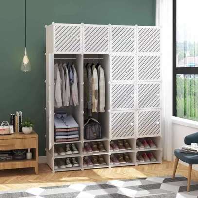 Armoire 4 Battants + 2 rangées  chaussures image 4