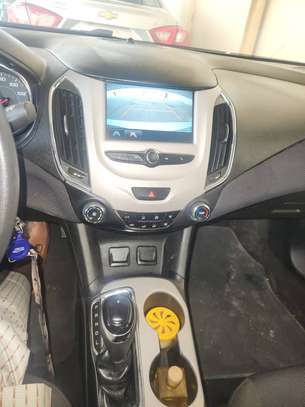 Chevrolet Cruze image 8