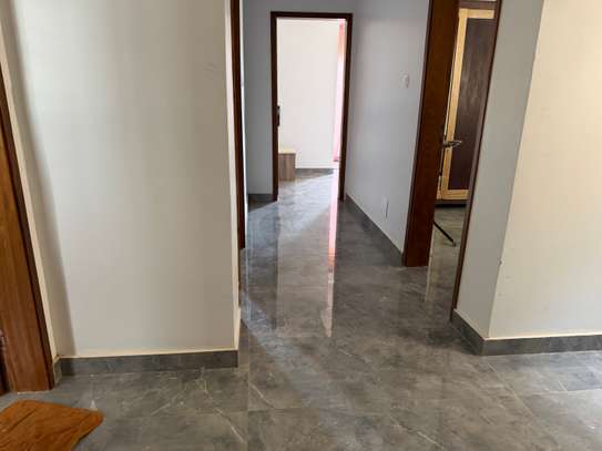 Appartement duplex disponible à Mermoz Sotrac. image 2