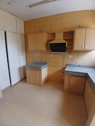 Appt F4 à louer à FANN Residence image 11