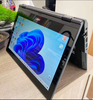 Acer travelmate spin B3 image 3