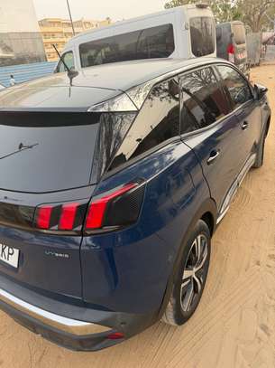 Peugeot 3008 2020 image 4