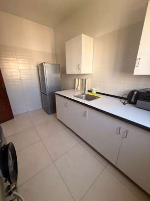 Appartement f3 meublé au point e image 9