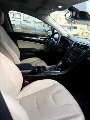 Ford fusion Tutiaum image 9