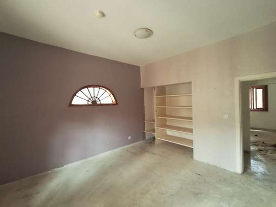 Villa a Loue  Ngor almadie R+1 image 12