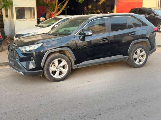 TOYOTA RAV4 2020 image 2