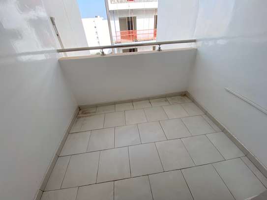 Appartement POINT E image 11