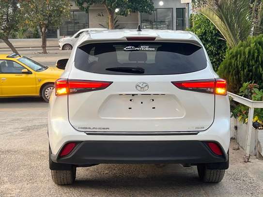 Toyota Highlander 2023 4cylindre image 2