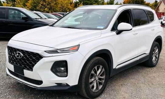 Hyundai Santafe 2019 image 2