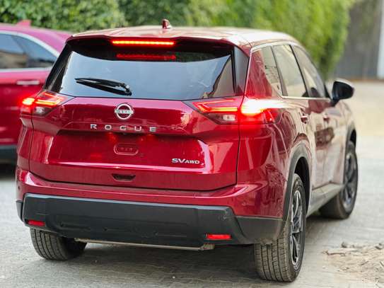 NISSAN ROGUE SV AWD 2024 image 9