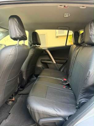 TOYOTA RAV4 XLE ANNÉE 2018 image 6
