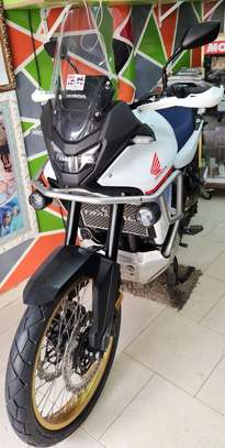 A vendre Honda Transalp 750cm3 image 4