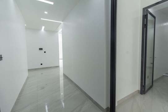 F5 de 285 m² au 9ᵉ et dernier étage – Mamelles image 3