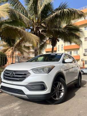 Hyundai santa fe image 4