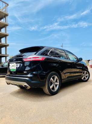 LOCATION FORD EDGE TITANIUM 4 CYLINDRES image 5