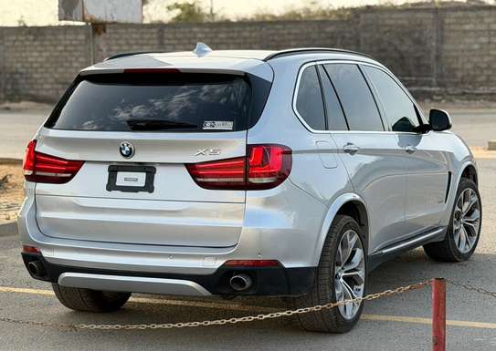 BMW X5 2017 image 4