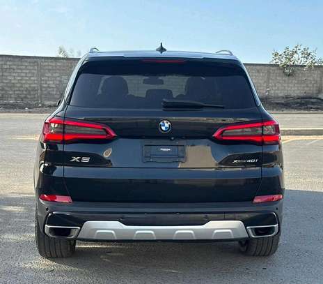 BMW 2019 image 13