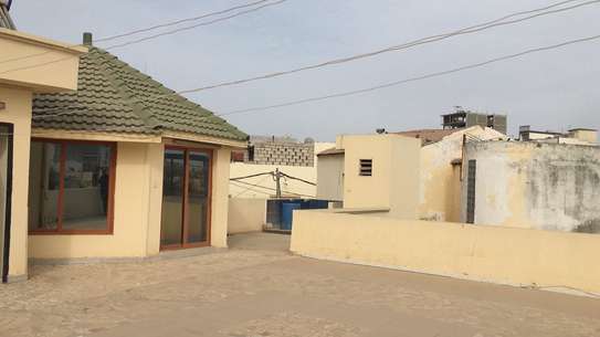 VILLA À LOUER – OUEST FOIRE – SUR LA VDN image 14