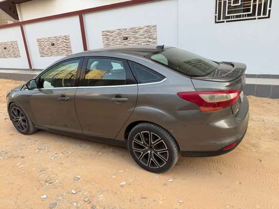 Ford Focus image 2