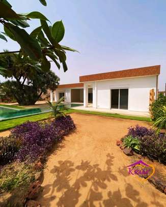 Villa neuve en rés à vendre à Nguerigne image 8