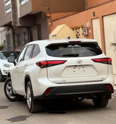 Toyota highlander 2023 4cylindre image 14