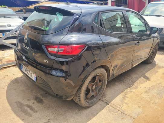 Renault Clio 2018 image 2