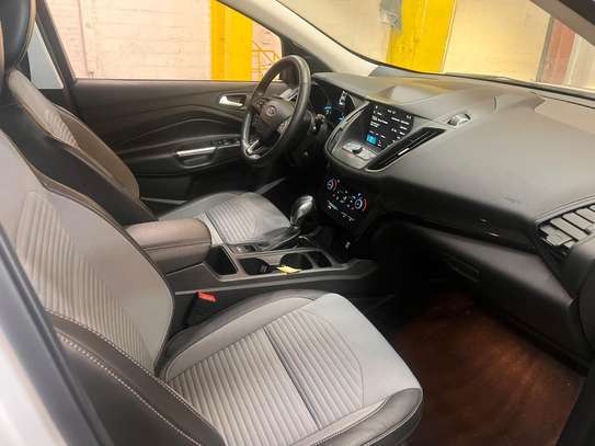 FORD ESCAPE 2019 image 6