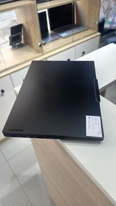 Lenovo Thinkpad E 14 Intel core ultra 7 image 4