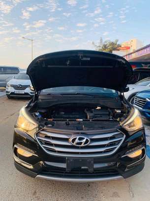 Hyundai santafe 2017 image 3