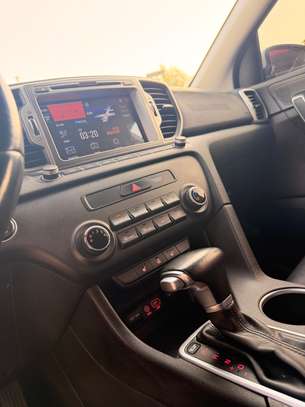 Kia sportage image 11