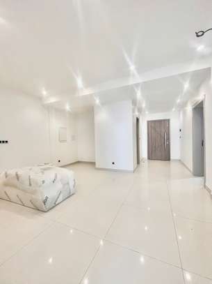 Appartement F4 à vendre à Mermoz à 3 mn de la corniche image 2