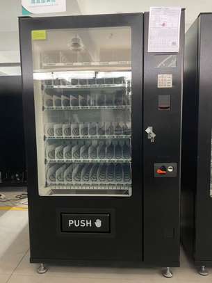 Distributeur automatique de snacks et de boissons image 2