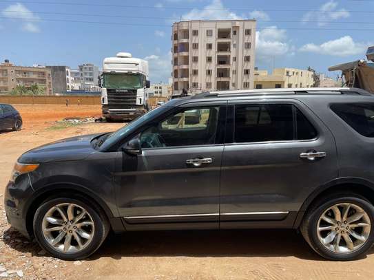 Ford explorer 2013 image 2