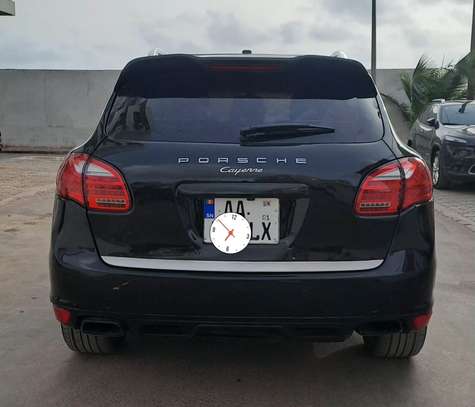 Porsche Cayenne 1014 image 6