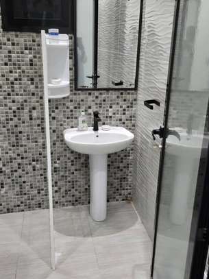 Logement entier : Appartement F3  à Ngor image 12