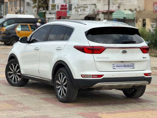Kia Sportage image 7