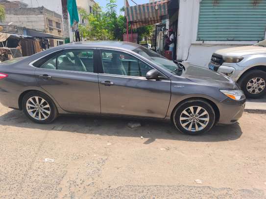 Toyota camry Hybride venant USA 2016 image 7