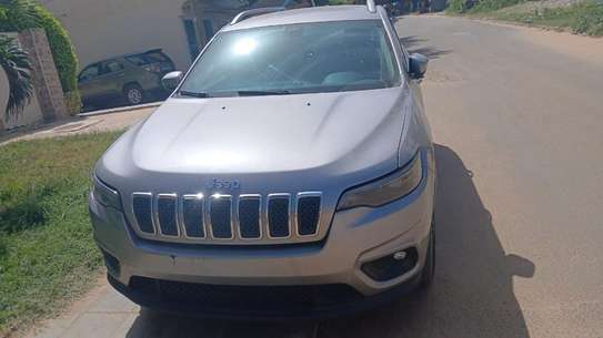 Location Voitures SUV Chez Nekisme Location Services image 6