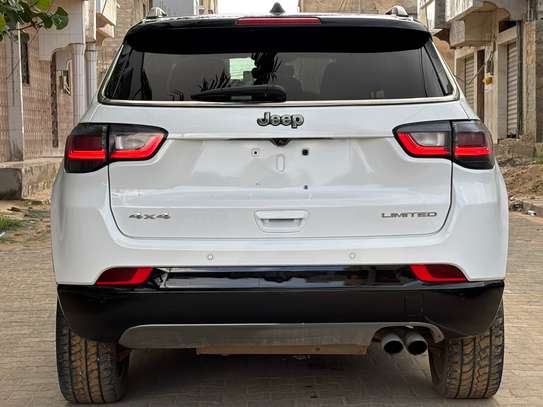 Jeep compass 2022 image 2