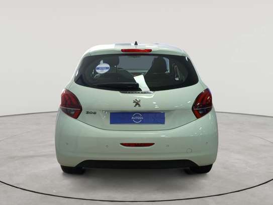 Peugeot 208 2018 à Vendre image 10