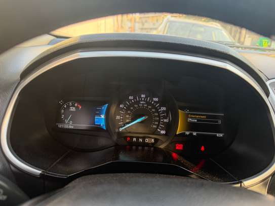 Ford Edge Titanium 2017 image 9